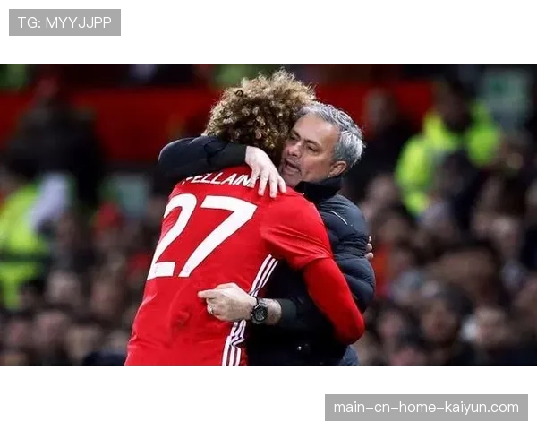 曼联中场面临重组 B费离队传闻升温卡塞米罗确认赛季末告别